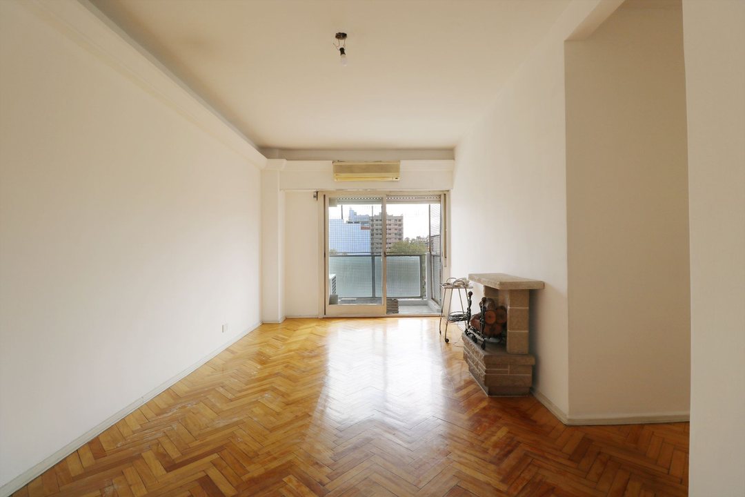 VENTA DEPARTAMENTO 3 AMB C/BALCON LUMINOSO FLORES