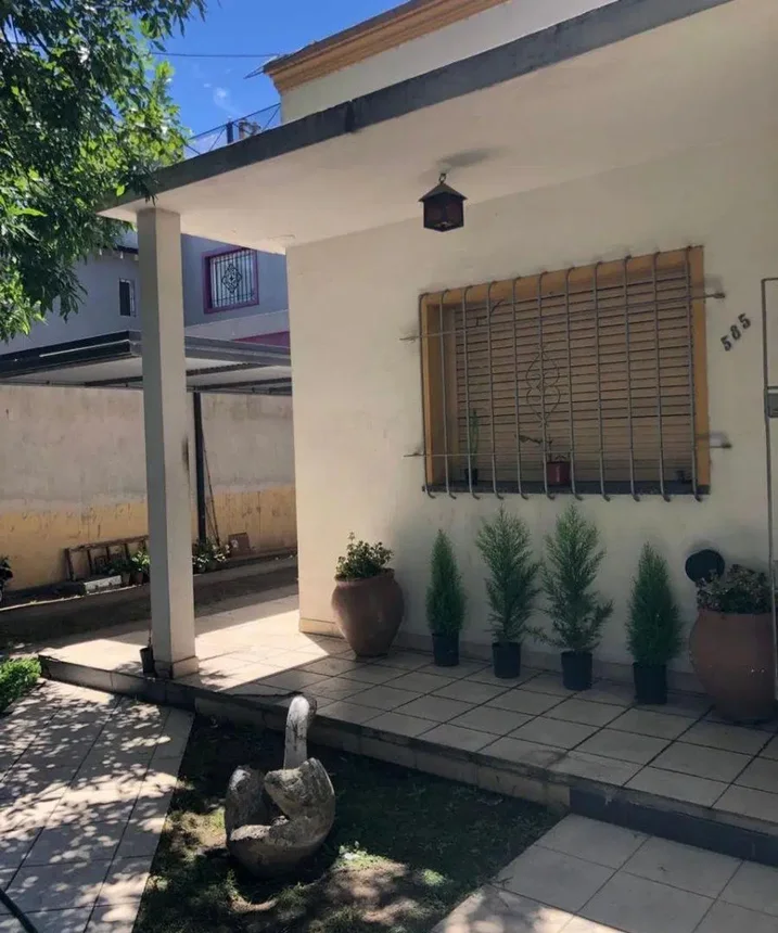 Casa en venta en José Mármol, 25 de Mayo 500