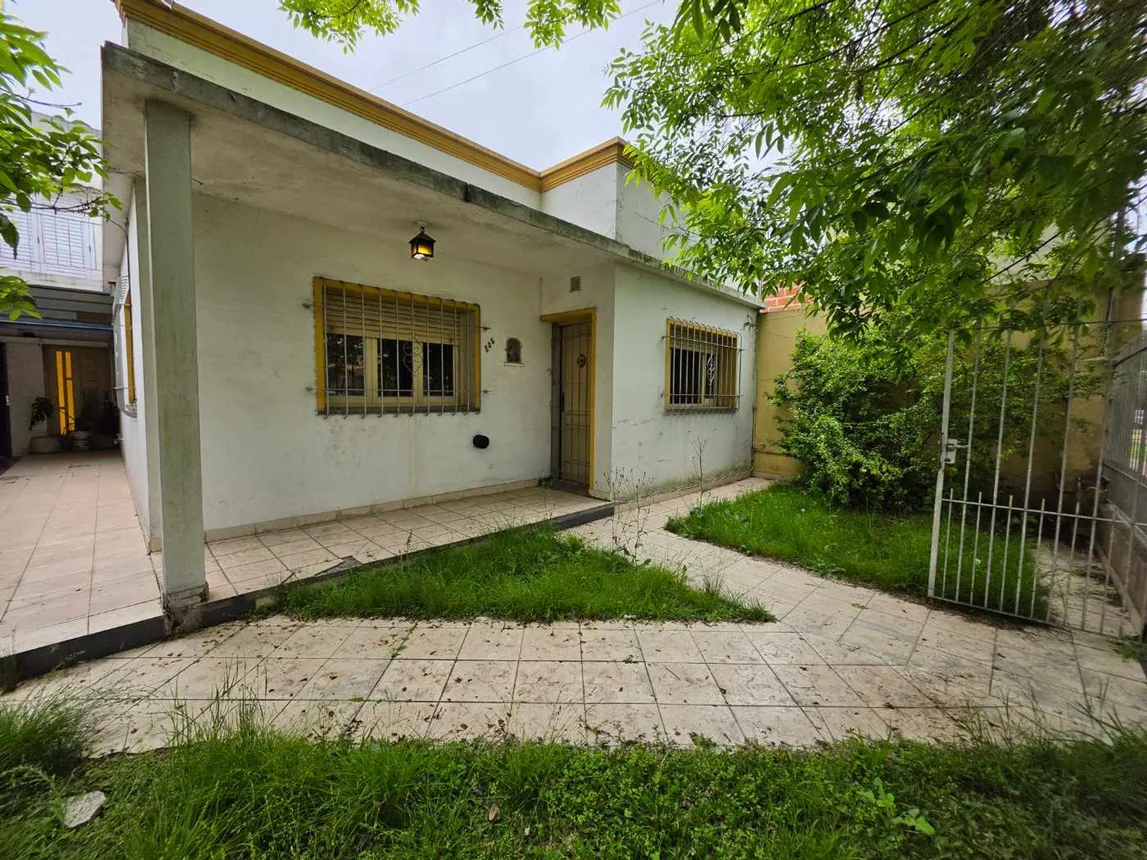 Casa de 6 ambientes en venta en José Mármol, 25 de Mayo 500, foto 3