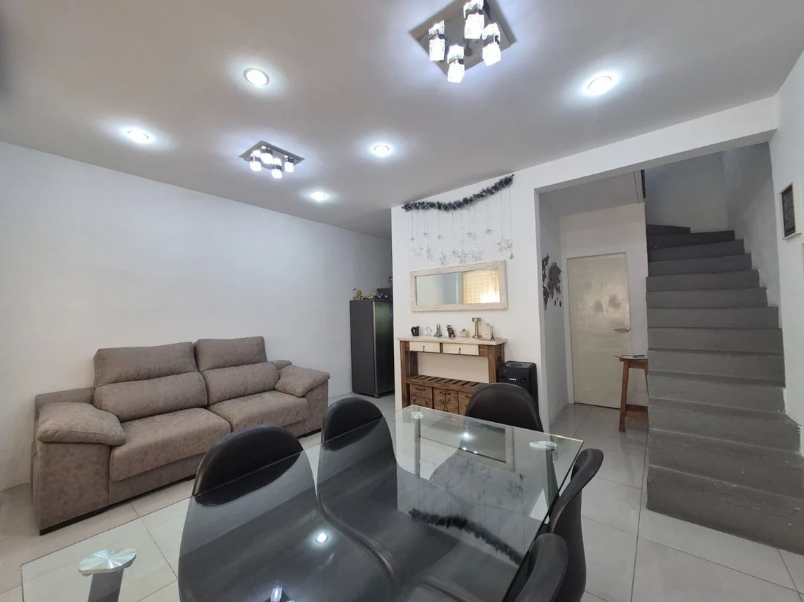 PH de 3 ambientes en venta en Lanús Este, Avenida 9 de Julio 2600, foto 2