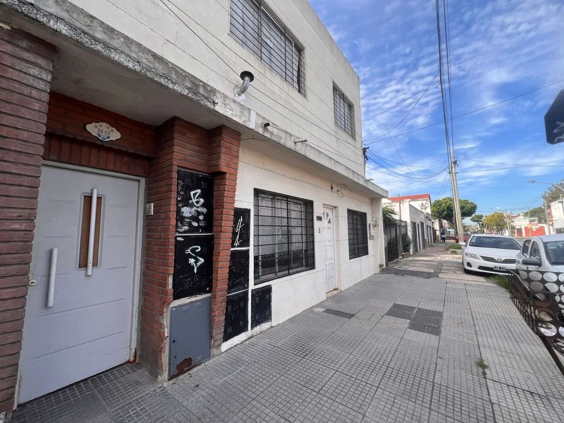 PH de 3 ambientes en venta en Lanús Este, Avenida 9 de Julio 2600, foto 3