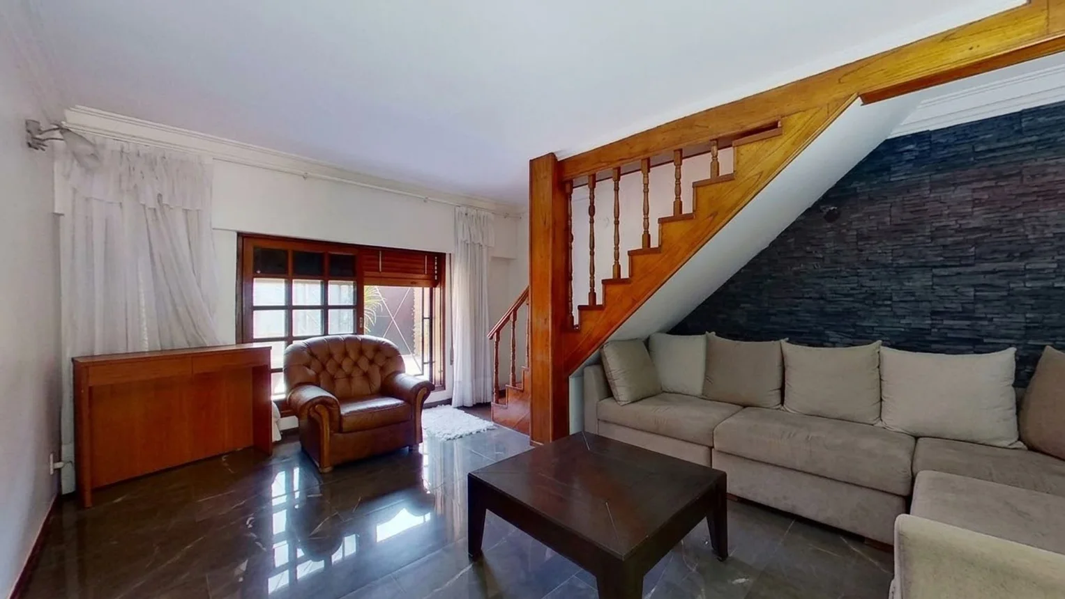 Casa de 6 ambientes en venta en La Tablada, Curapaligüe 600, foto 2