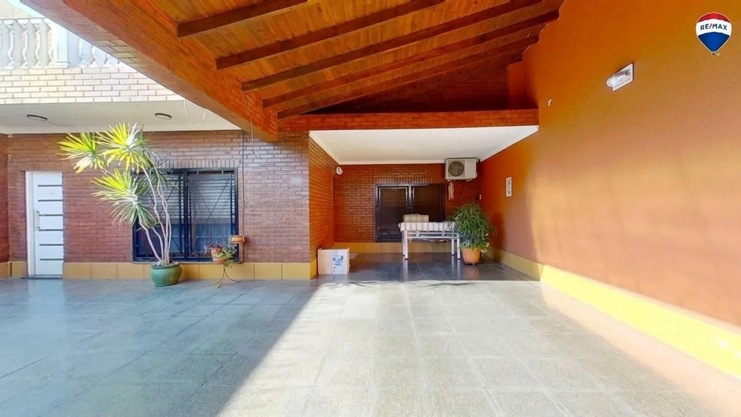 Casa de 6 ambientes en venta en La Tablada, Curapaligüe 600, foto 4