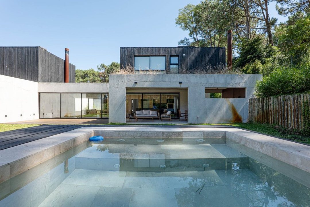 Se vende casa en complejo privado -Punta Ballena
