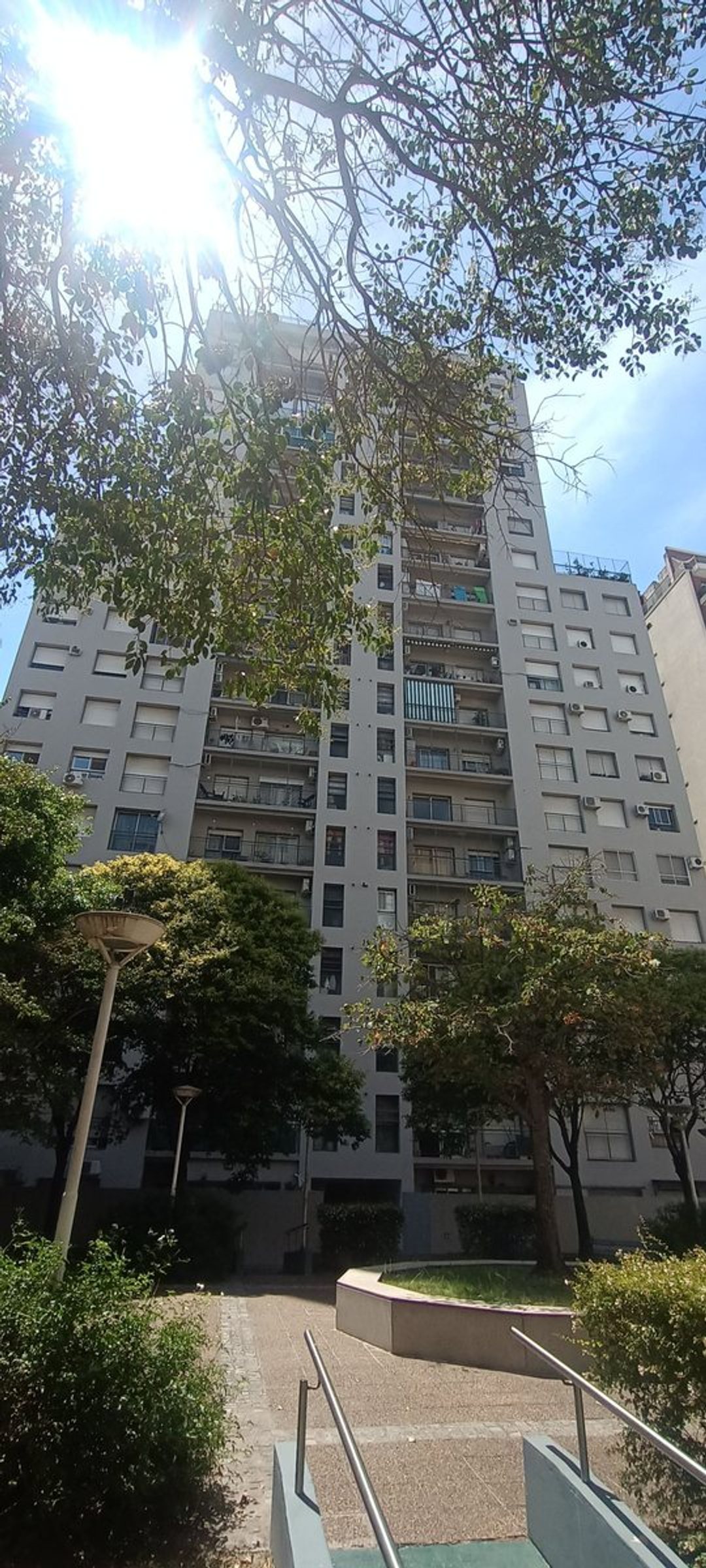 EN VENTA DEPTO 2 AMBIENTES CON BALCÓN - CABALLITO