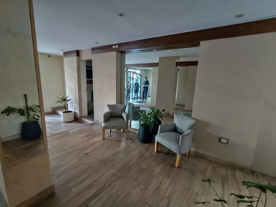 Departamento de 3 ambientes en venta en Lomas de Zamora, Loria 100, foto 2