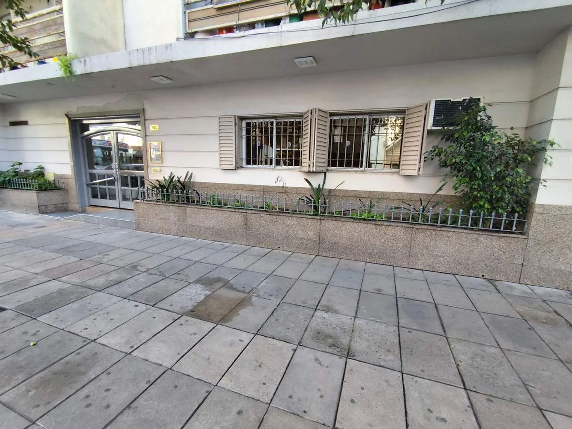 Departamento de 3 ambientes en venta en Lomas de Zamora, Loria 100