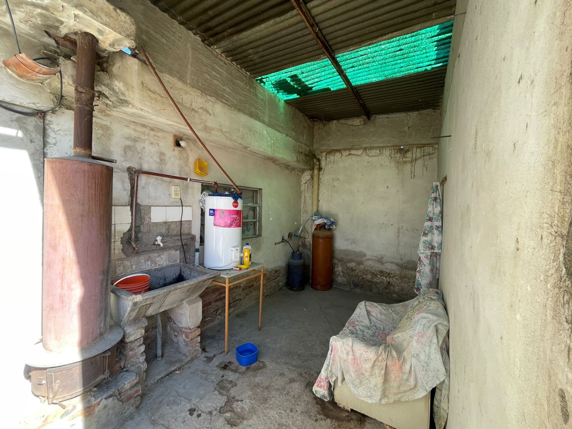 CASA EN VENTA CAFAYATE ZONA CENTRO 4 DORMITORIOS - foto 18