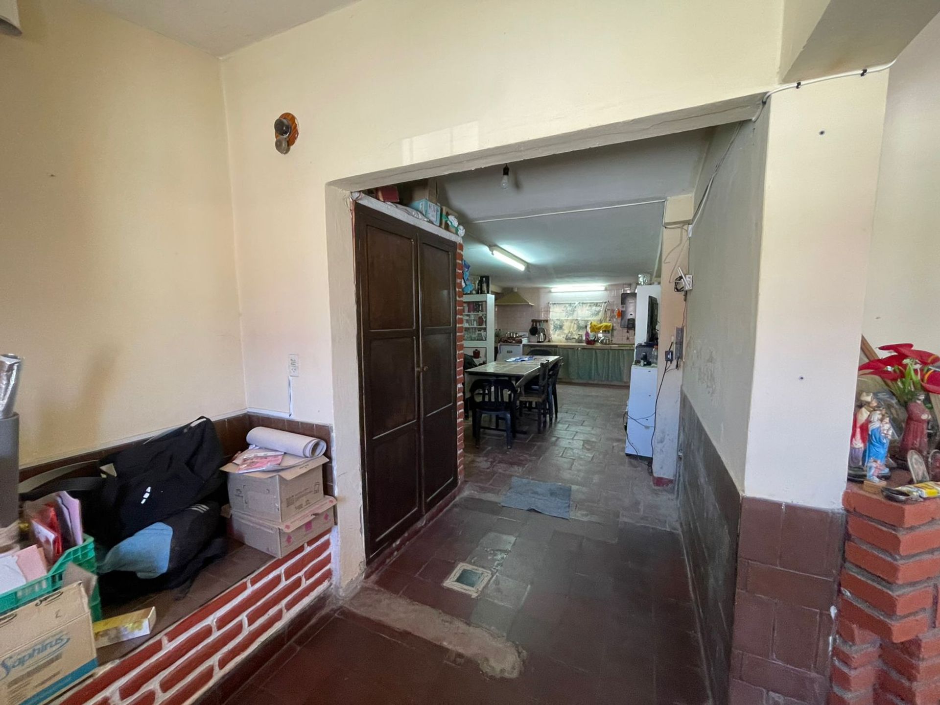 CASA EN VENTA CAFAYATE ZONA CENTRO 4 DORMITORIOS - foto 8