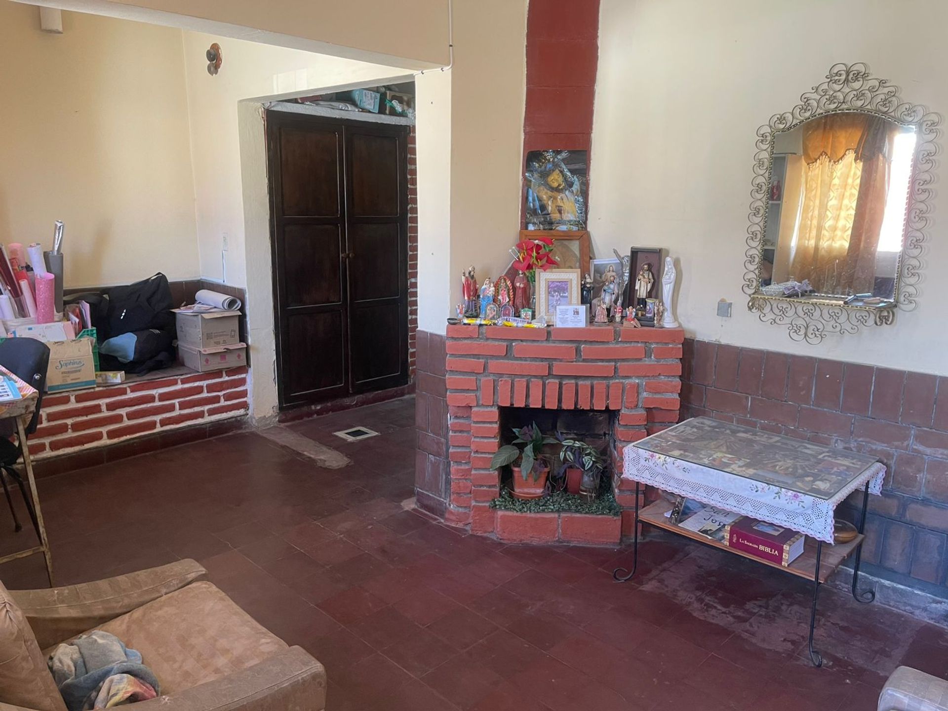 CASA EN VENTA CAFAYATE ZONA CENTRO 4 DORMITORIOS - foto 4