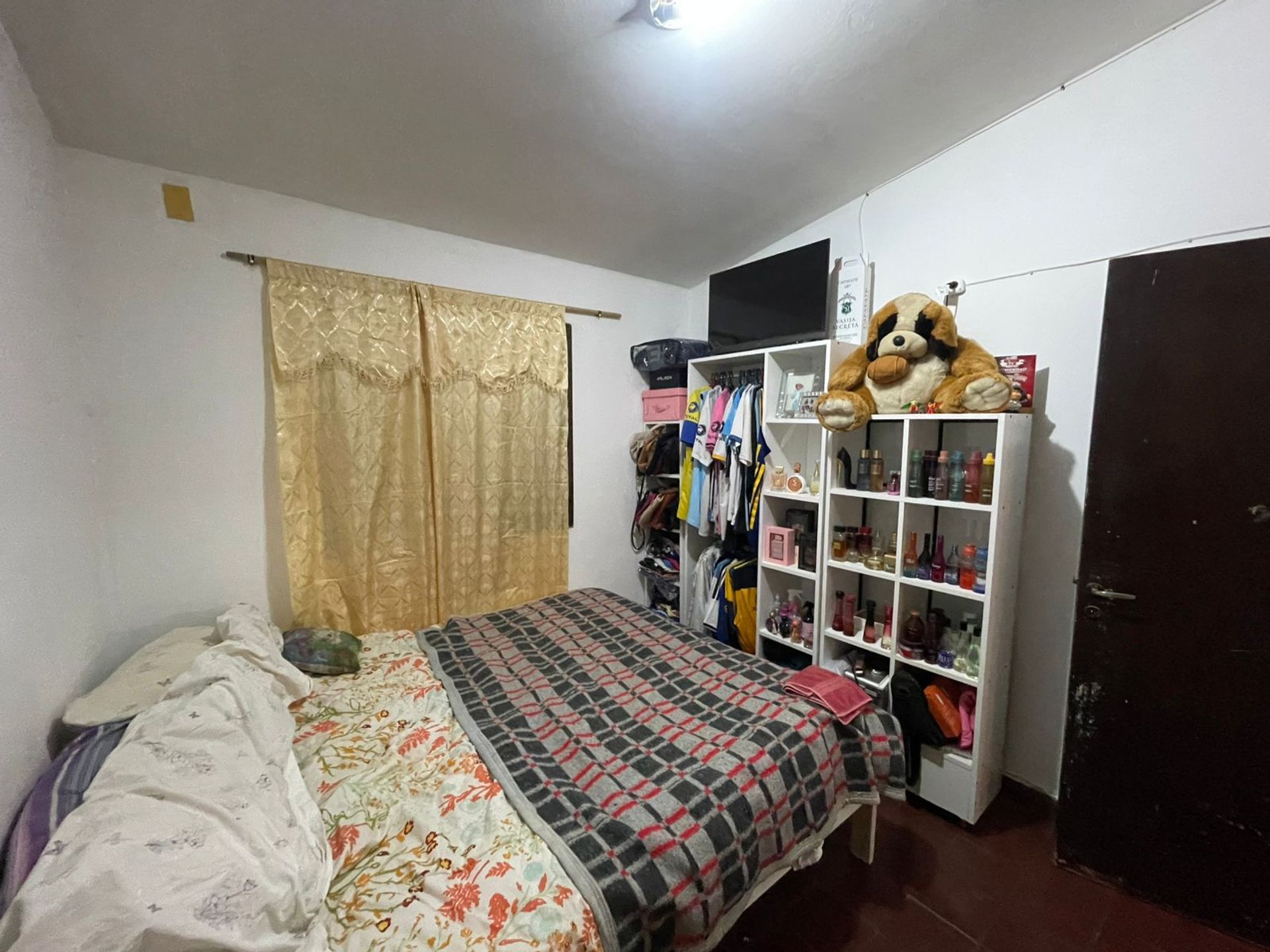 CASA EN VENTA CAFAYATE ZONA CENTRO 4 DORMITORIOS - foto 12