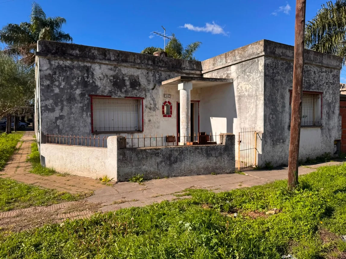 Casa en venta en Ituzaingó, foto 2
