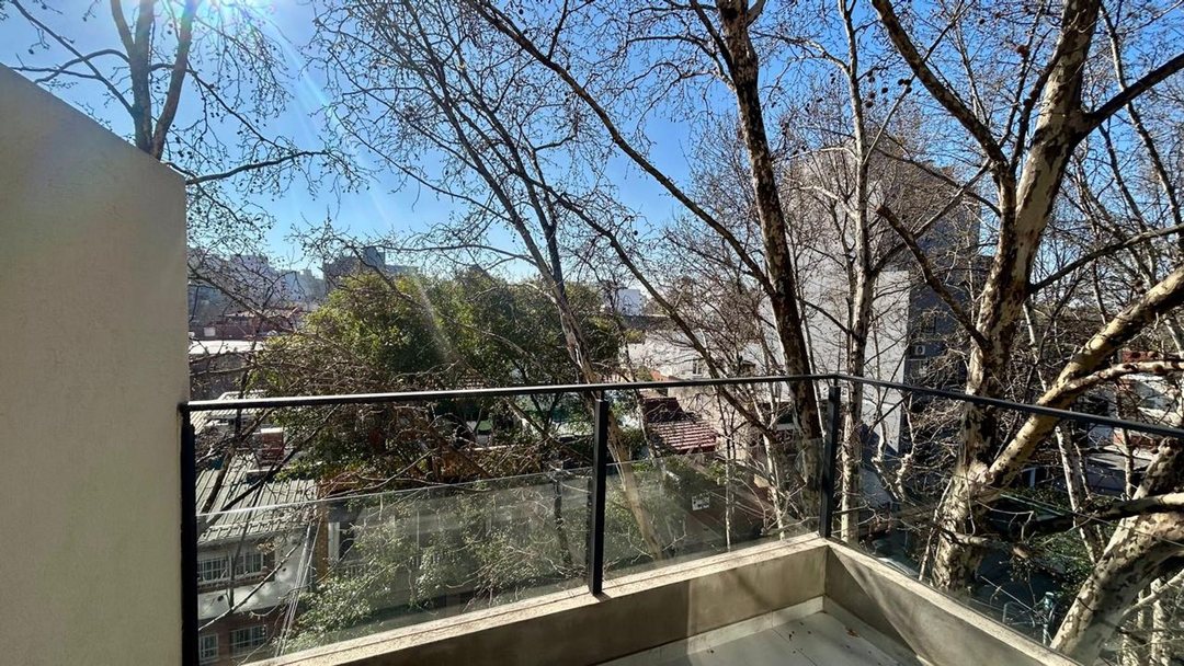 MONOAMBIENTE VENTA PARQUE CHAS CON BALCON