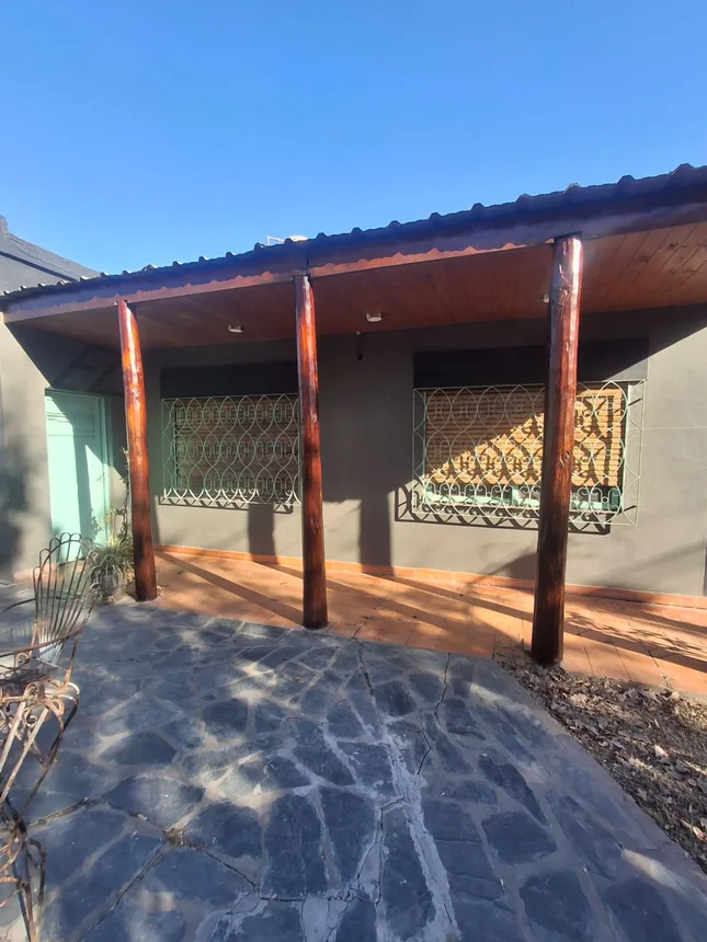 Casa de 4 ambientes en venta en San Miguel, Santa María 4000