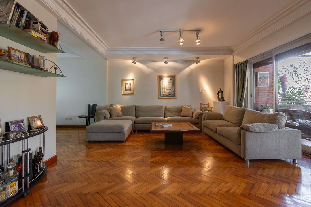 Venta Dto 4 Amb con Dep Patio Balcon Coch Coghlan