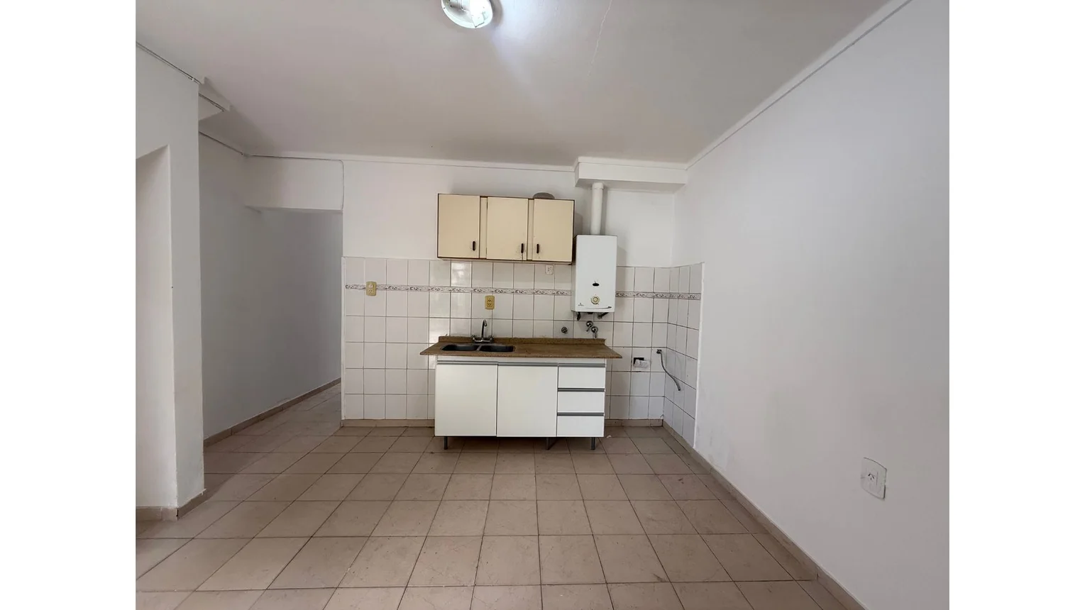 Departamento en planta baja con patio., foto 3