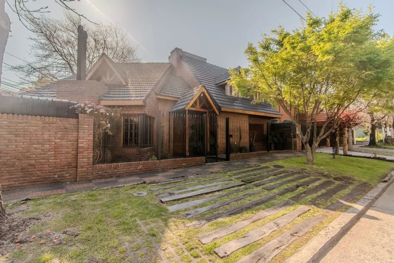Casa en venta en Ciudad Jardín, Aviador Patallo 2500