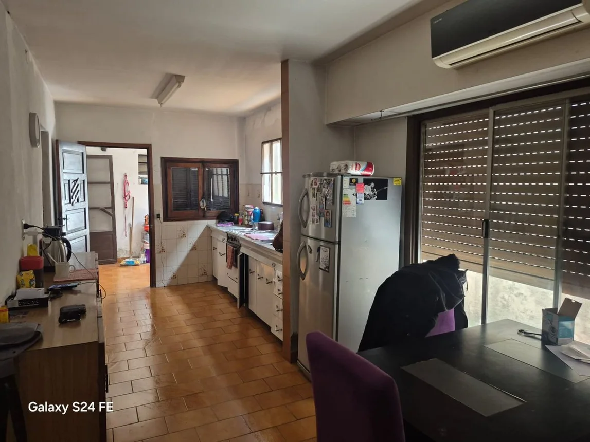 Casa en venta en Lanús Oeste, foto 2