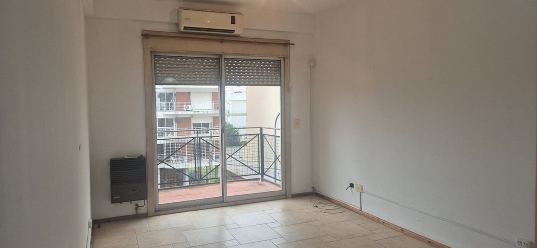 2 Ambientes con Balcon-Saavedra
