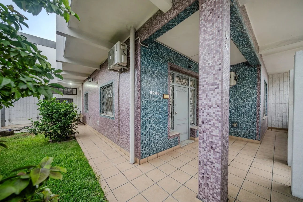 Casa en venta en Caseros, foto 2
