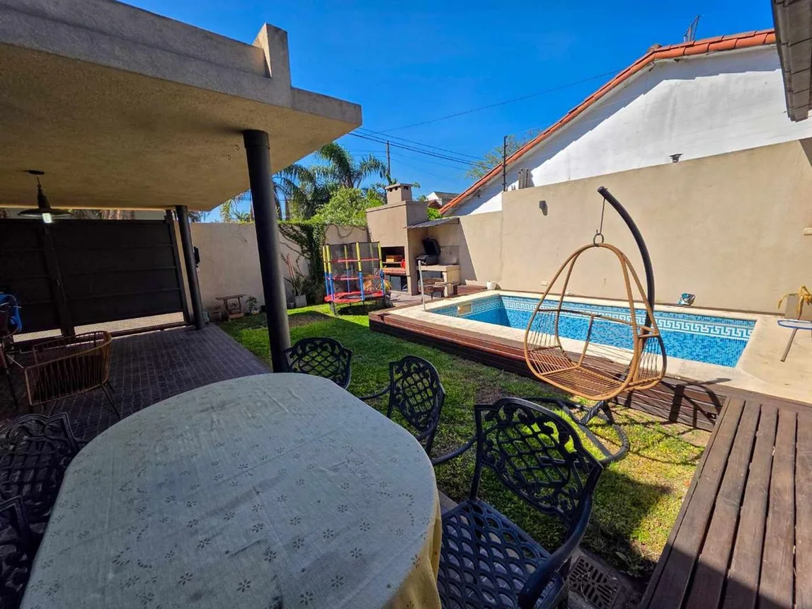 Casa de 4 ambientes en venta en Castelar, Pedro Goyena 3000, foto 3