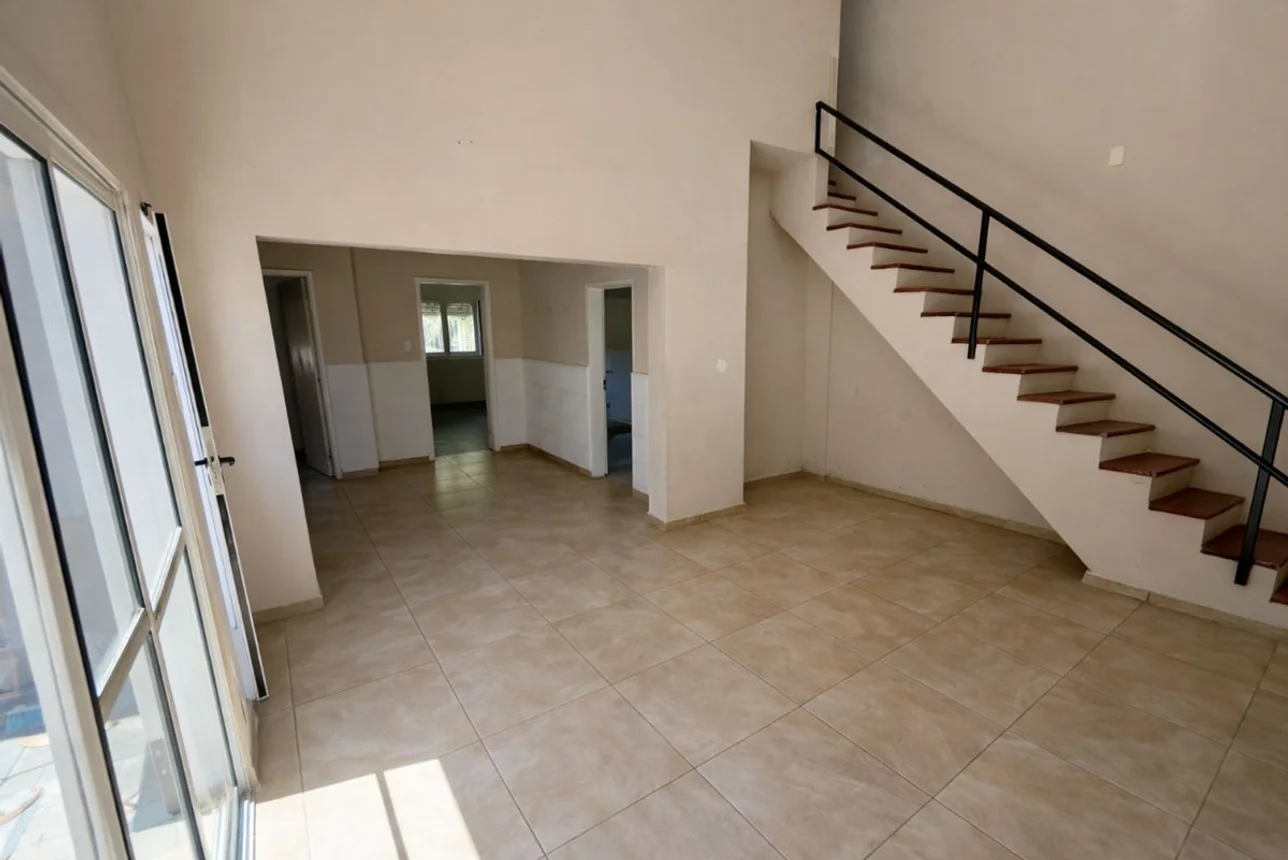 Casa de 5 ambientes en venta en Adrogué, Somellera 1600, foto 4