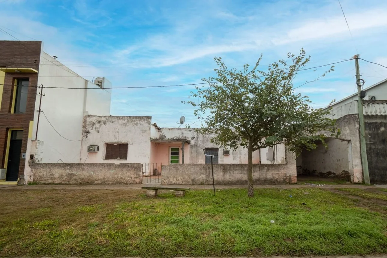 Venta casa a refaccionar en monte vera, foto 1