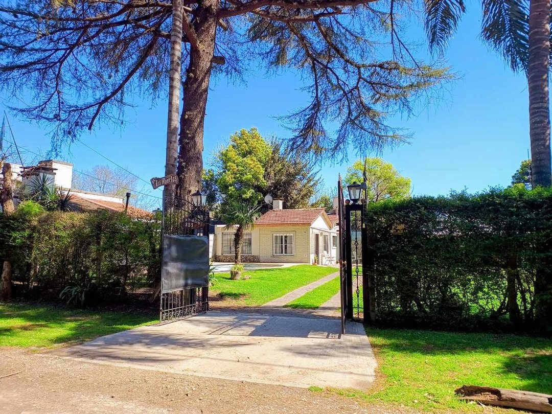 Casa en venta 4 ambientes en De la Tradición 800, Barrio Parque Leloir, Ituzaingo, Buenos Aires