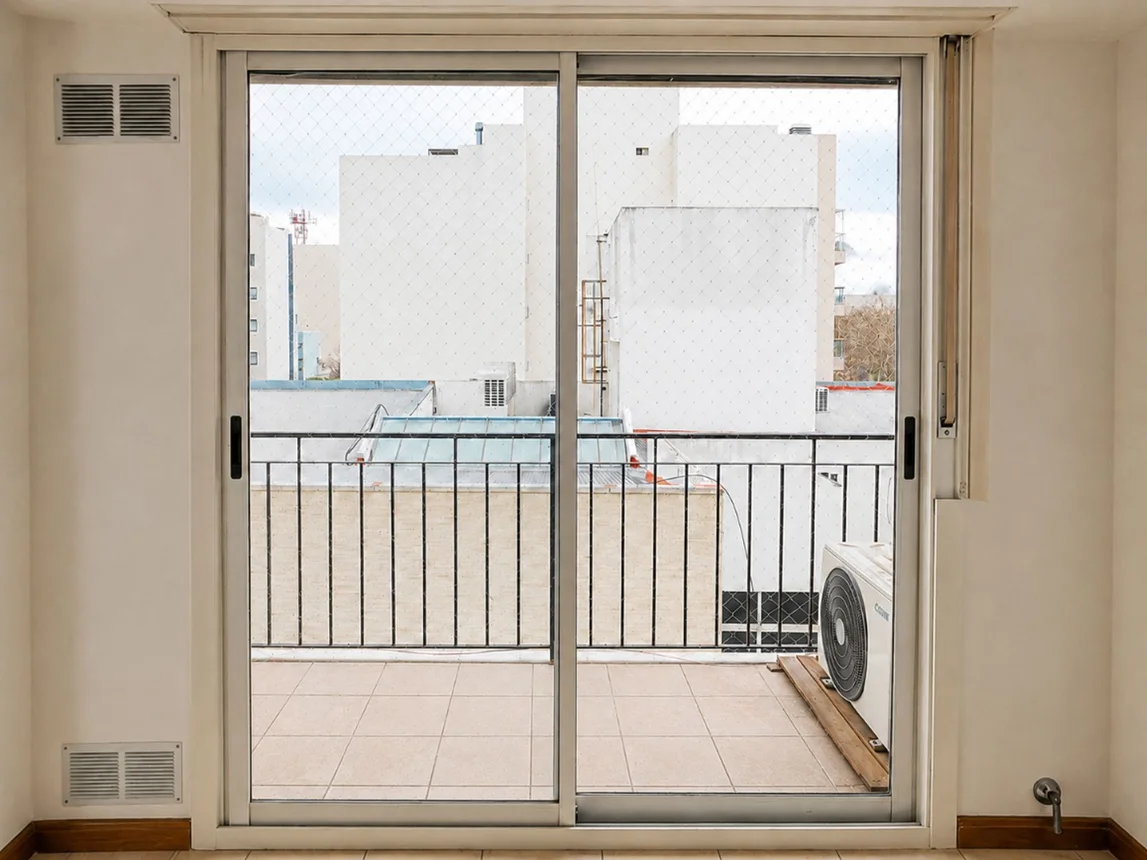 Departamento de 2 ambientes en venta en Sáenz Peña, Avenida América 600, foto 2