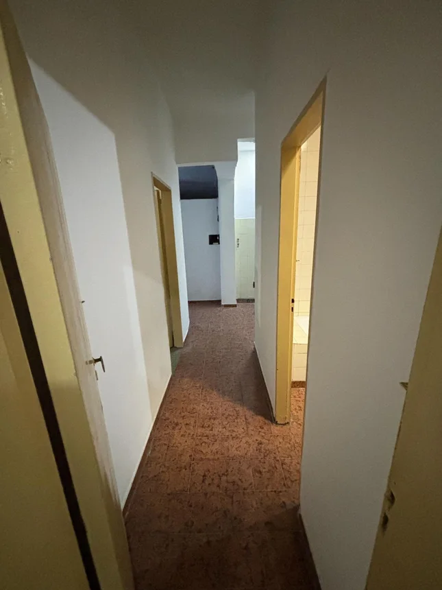 Casa de 7 ambientes en venta en Parque Chacabuco, Pasaje Valencia 2000, foto 3