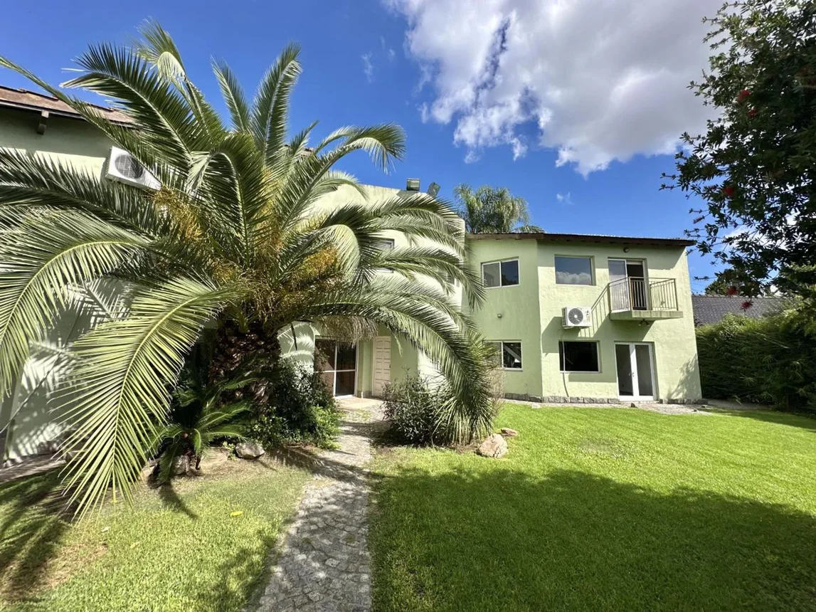 Casa de 10 ambientes en venta en Garín, Hoyo 6 0, foto 2