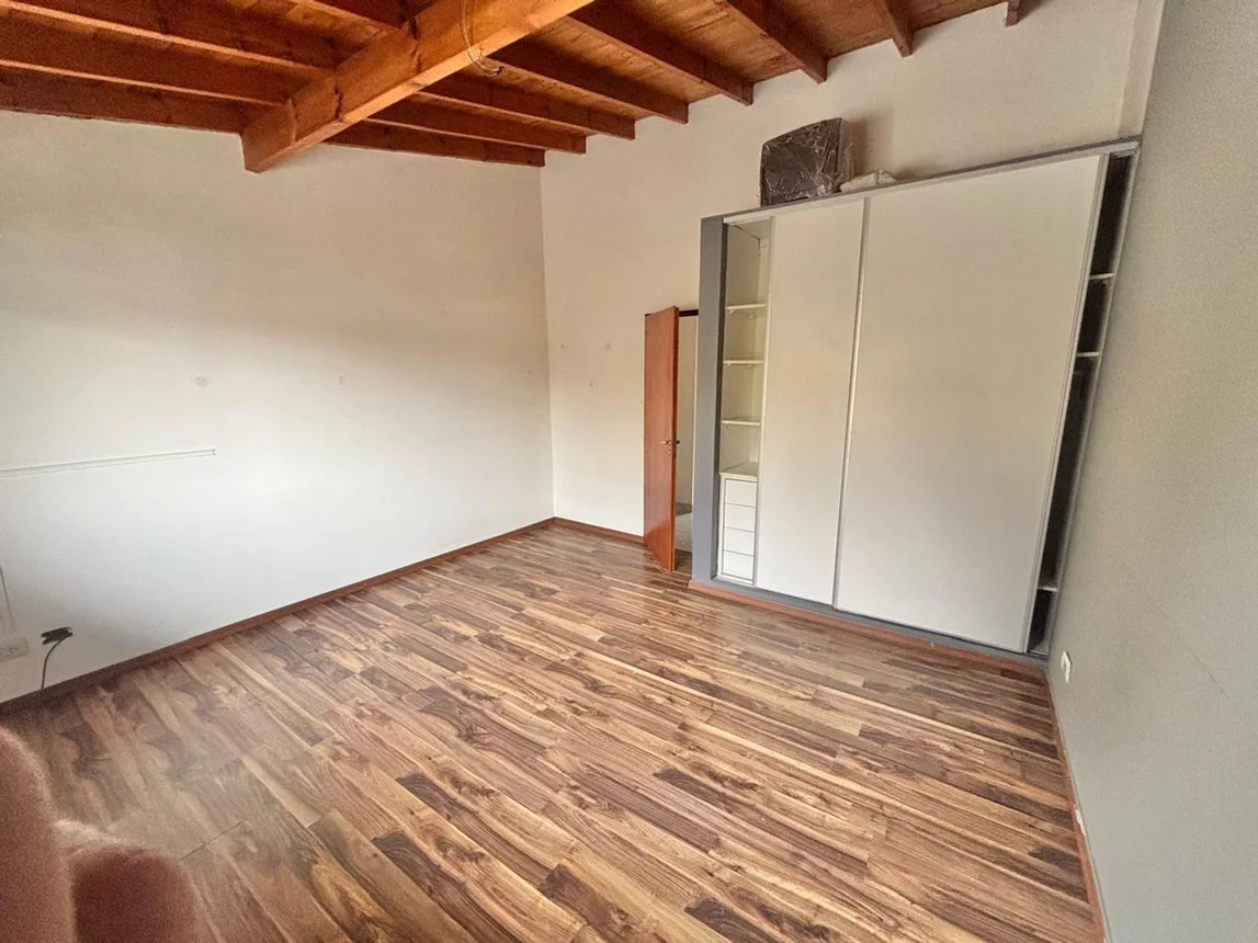 Casa dúplex en venta en Hurlingham, foto 4