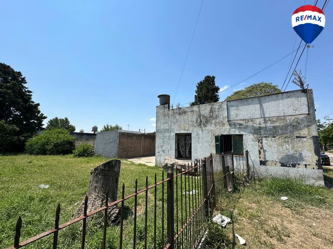 Casa de 3 ambientes en venta en Rafael Calzada, España 2600, foto 4