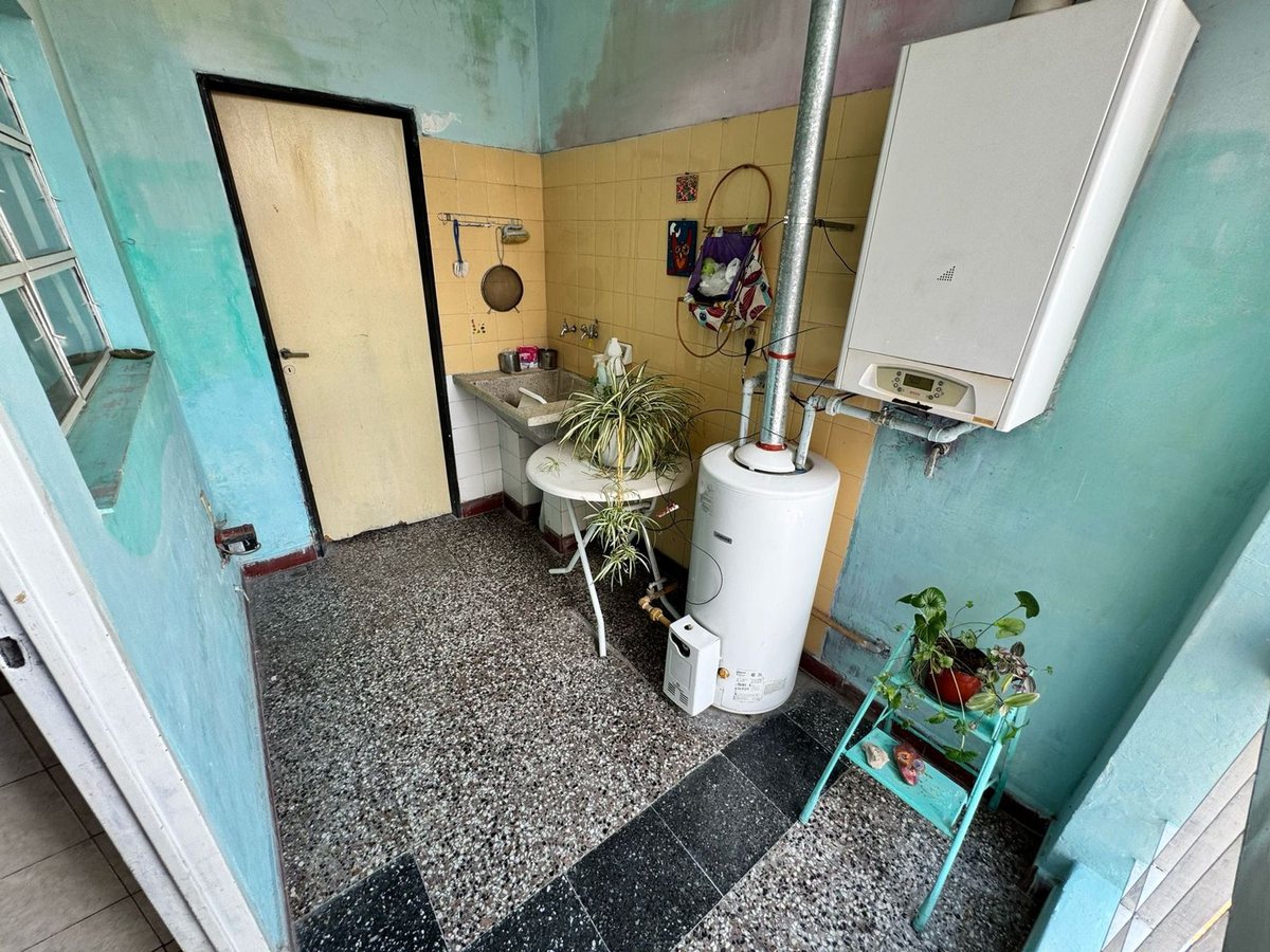 DEPARTAMENTO AMPLIO VENTA CENTRO 3 DORM C/COCHERA - foto 18