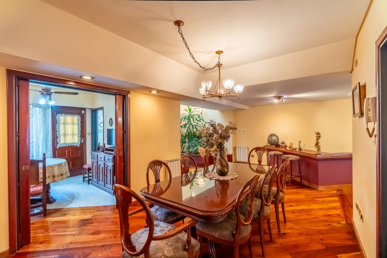 Casa en venta en Wilde, foto 2