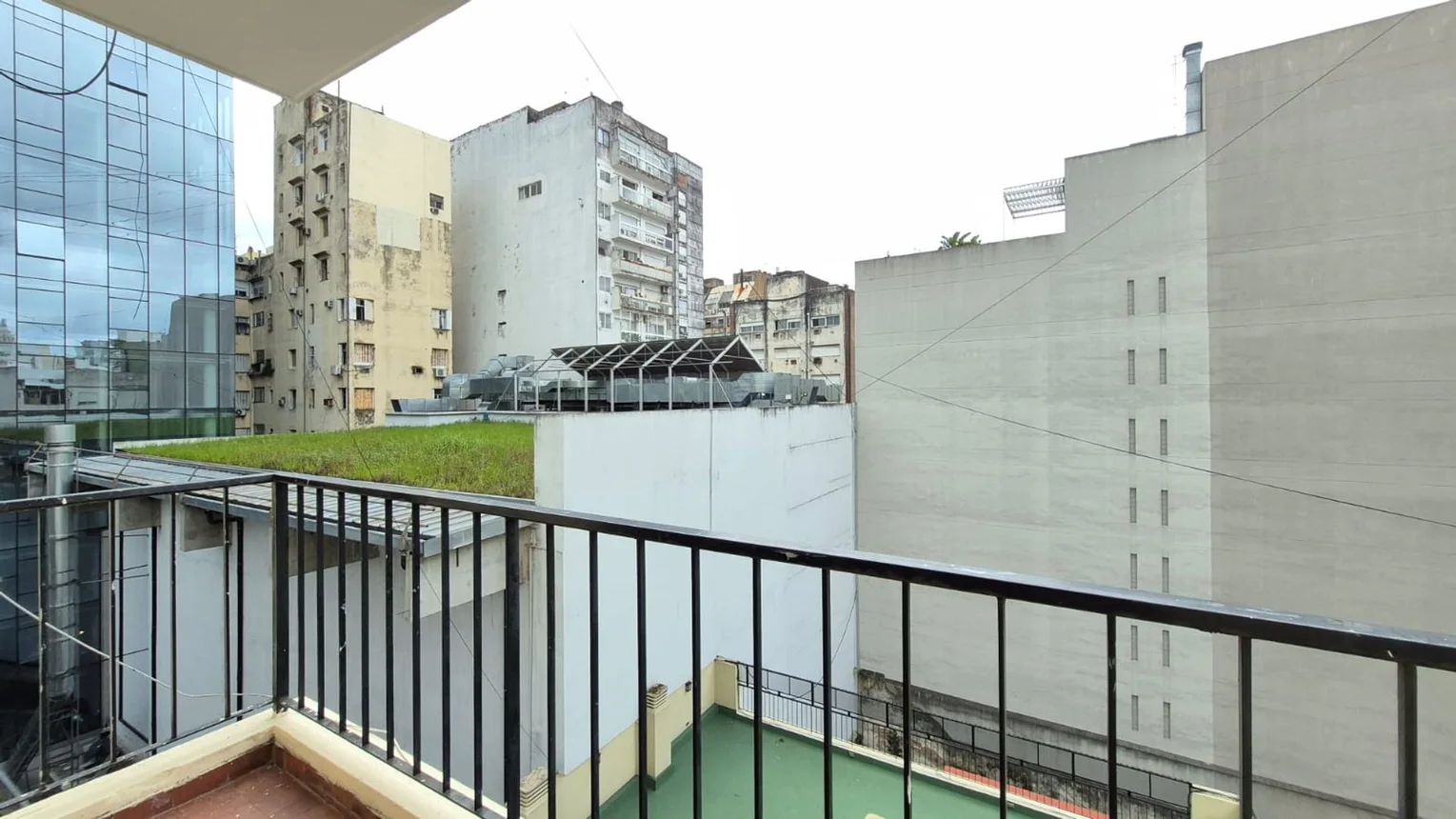 Departamento de 3 ambientes en alquiler en San Nicolás, Paraná 300, foto 2