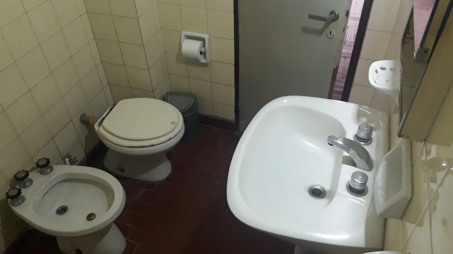 Departamento de 3 ambientes en venta en El Palomar, Capitán Claudio Rosales 700, foto 3