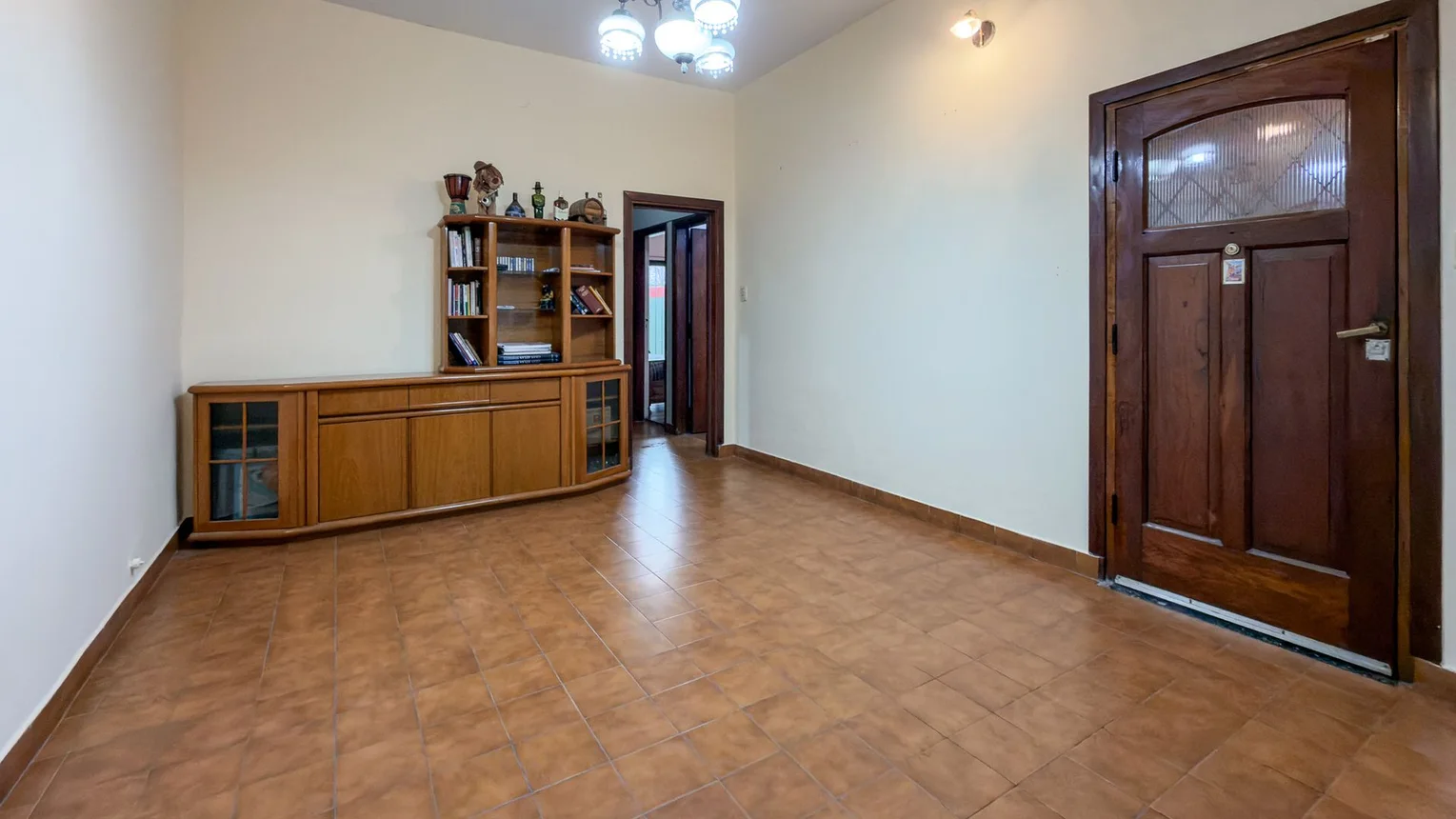 Casa de 6 ambientes en venta en Villa Bosch, Dante 5600, foto 3