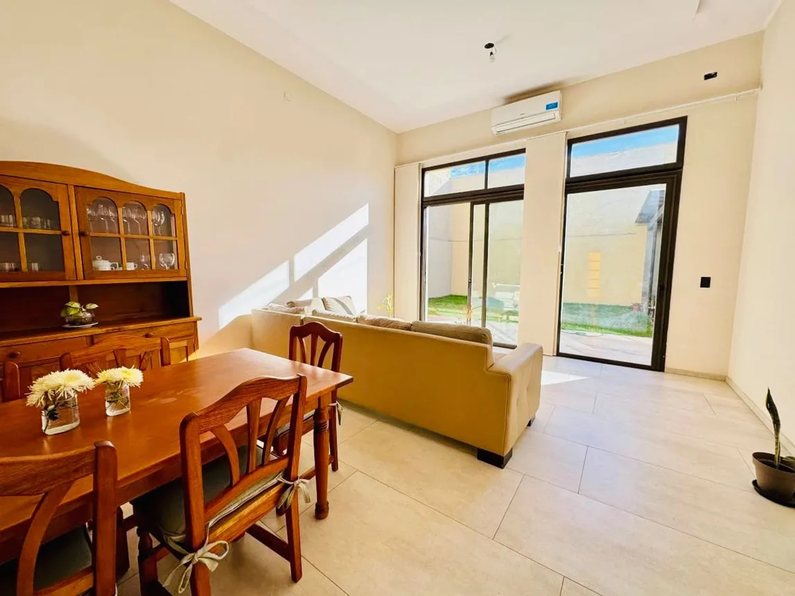 Casa en venta en Guaymallén, foto 3