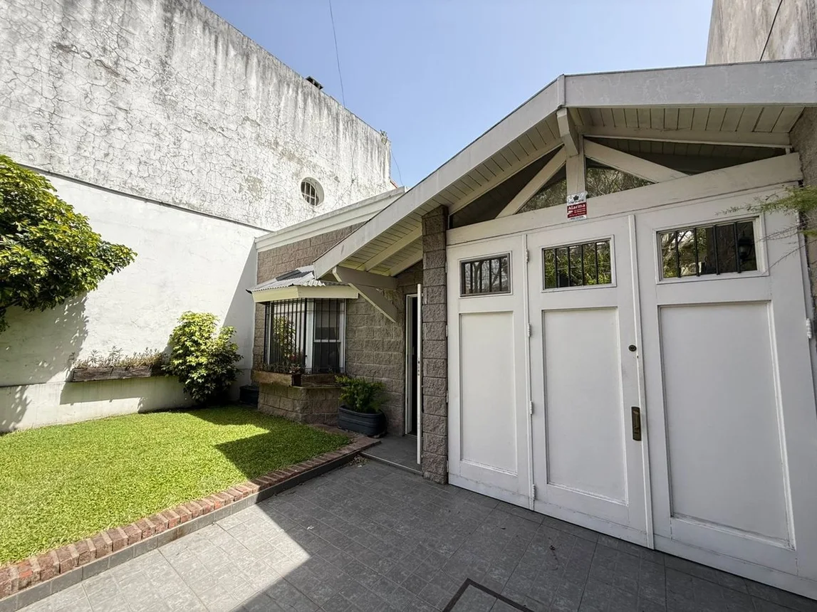 Casa de 4 ambientes en venta en Olivos, Caseros 3700, foto 2