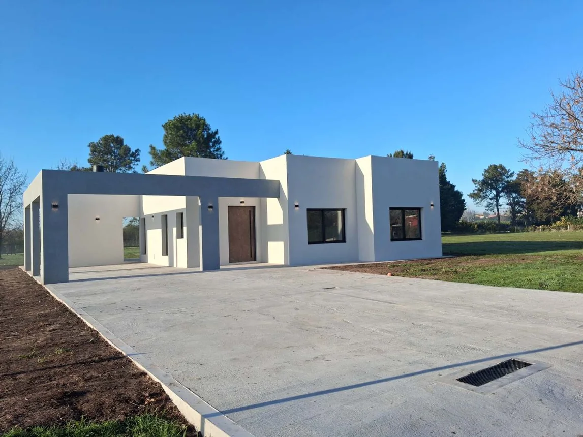 Casa en venta en Pilar