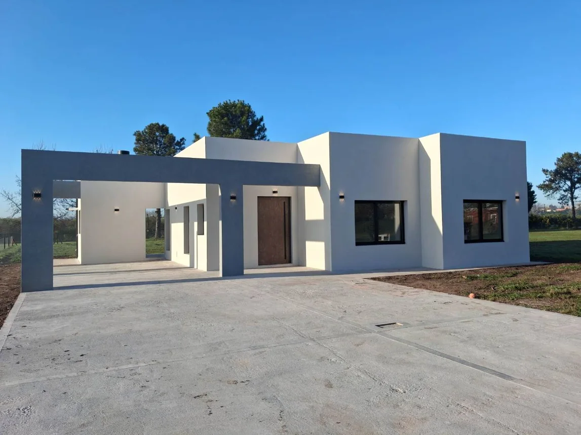 Casa en venta en Pilar, foto 2