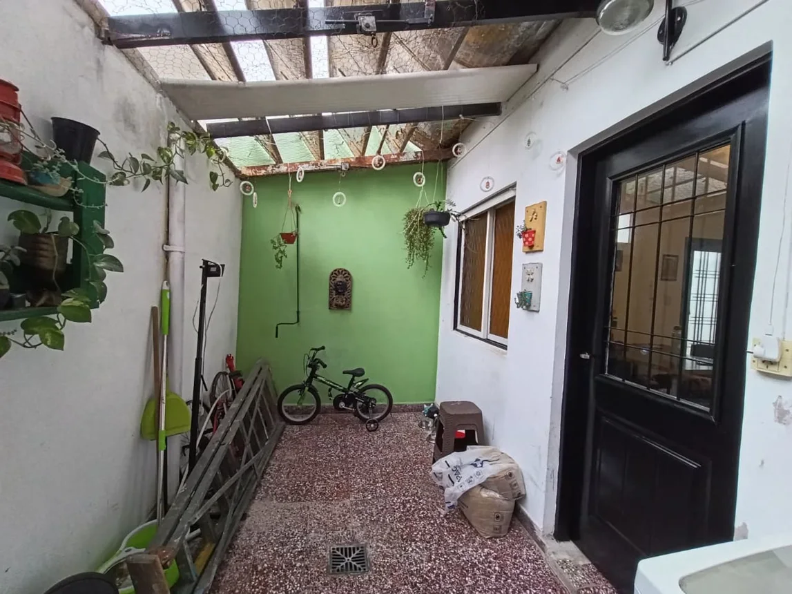 PH de 3 ambientes en venta en La Plata, Calle 6 1800