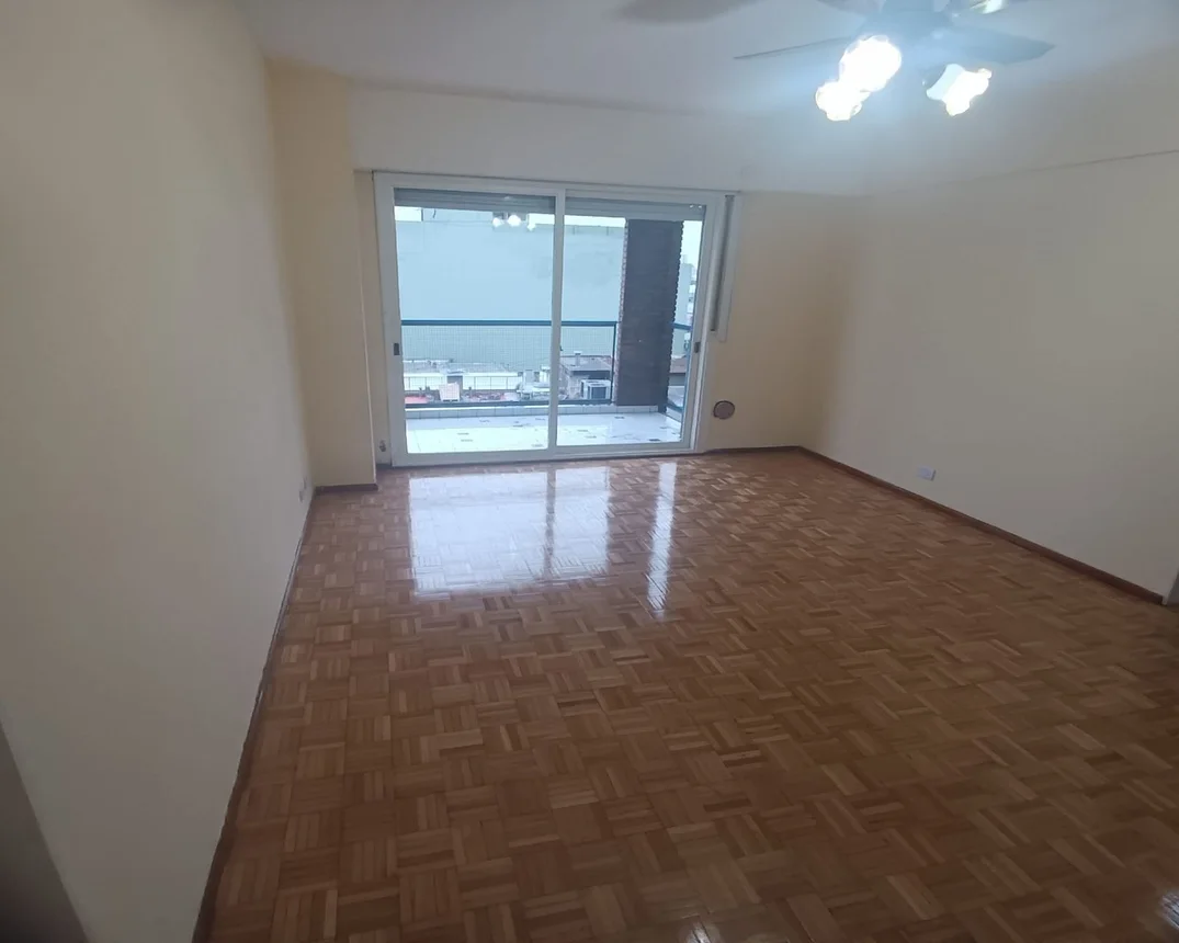 Departamento en alquiler en Flores, foto 4