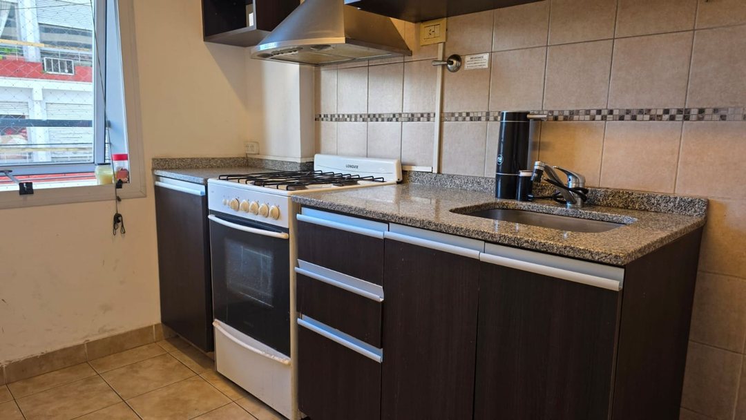 ALQUILER DEPTO 2 AMBIENTES BALCON FRENTE ALMAGRO