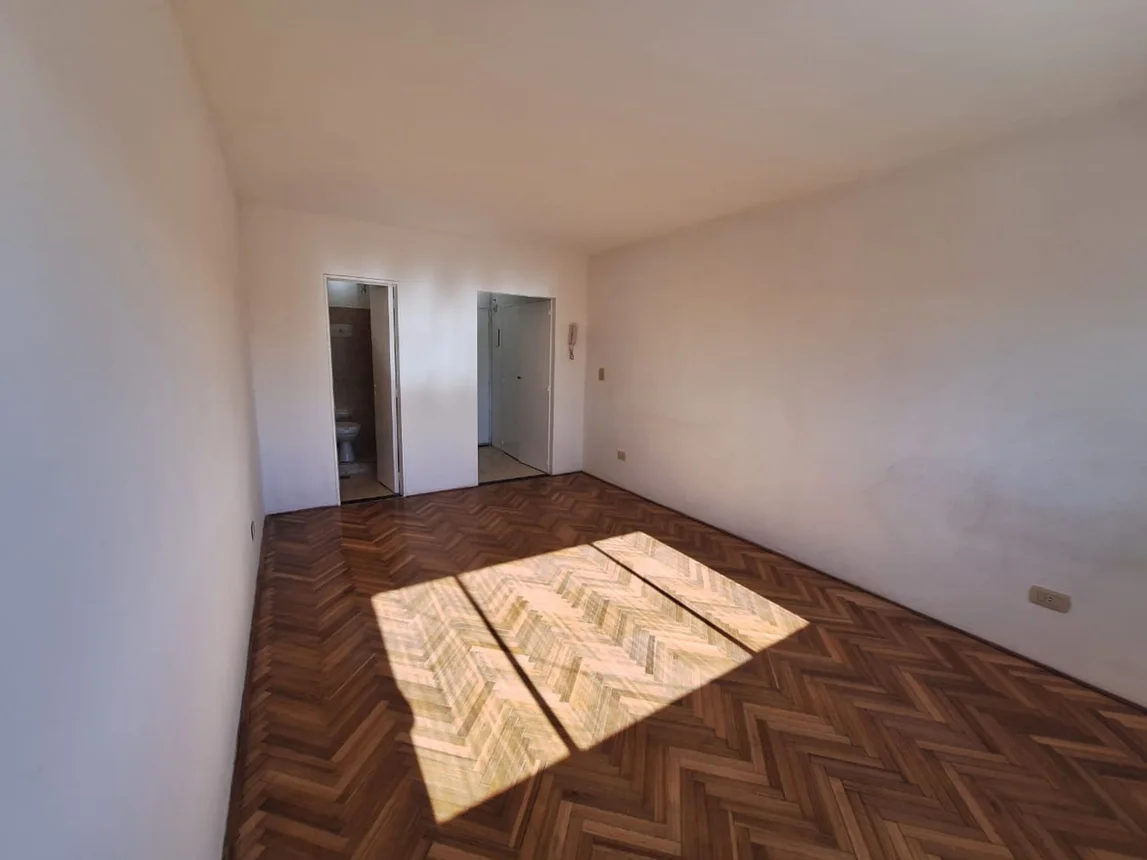 Departamento en alquiler en Retiro, Avenida Córdoba 800