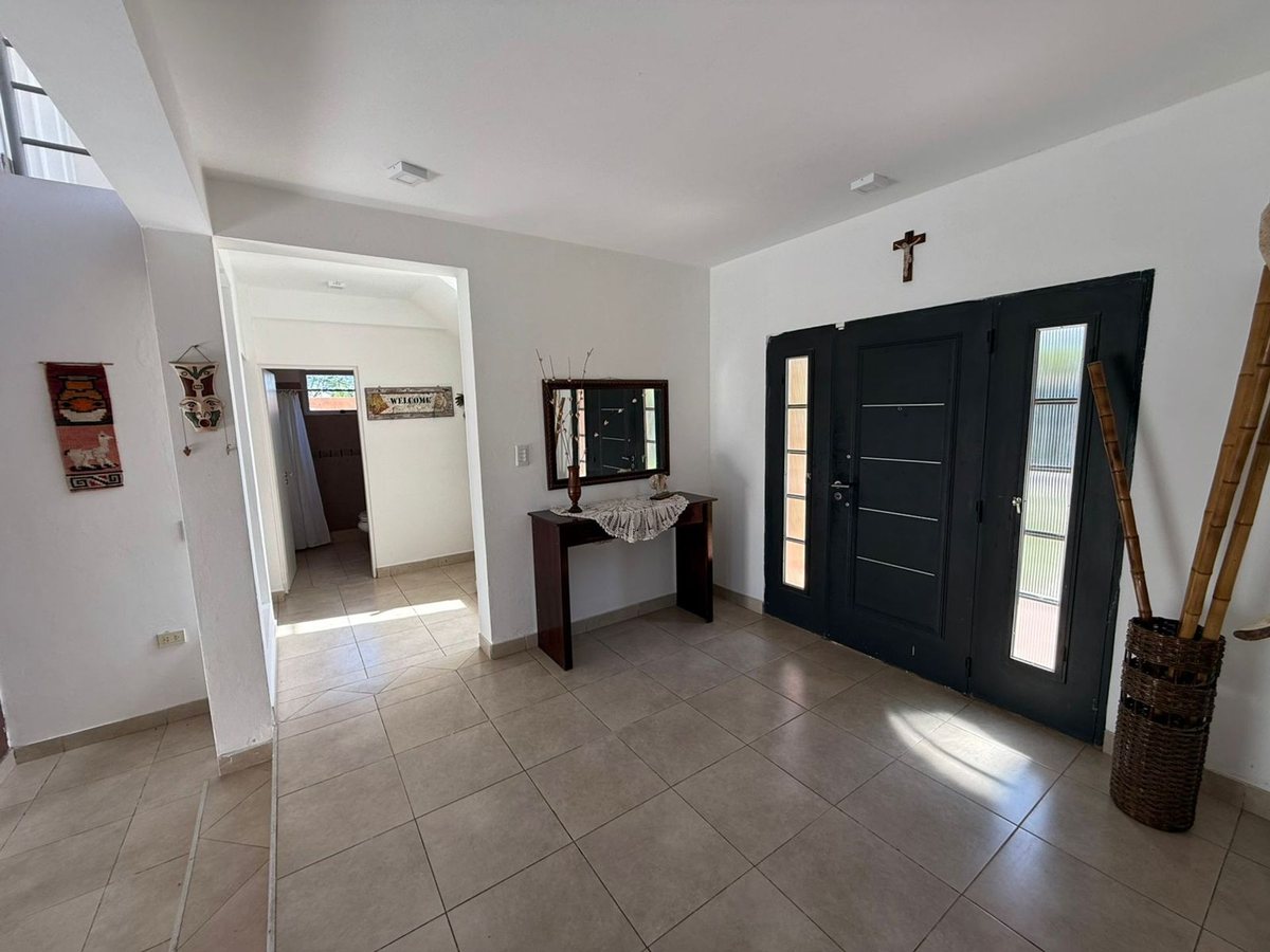 CASA EN VENTA SAN LUIS CON PILETA APTA CREDITO - foto 8