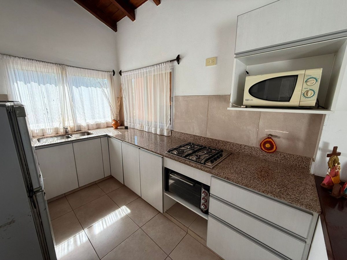 CASA EN VENTA SAN LUIS CON PILETA APTA CREDITO - foto 5