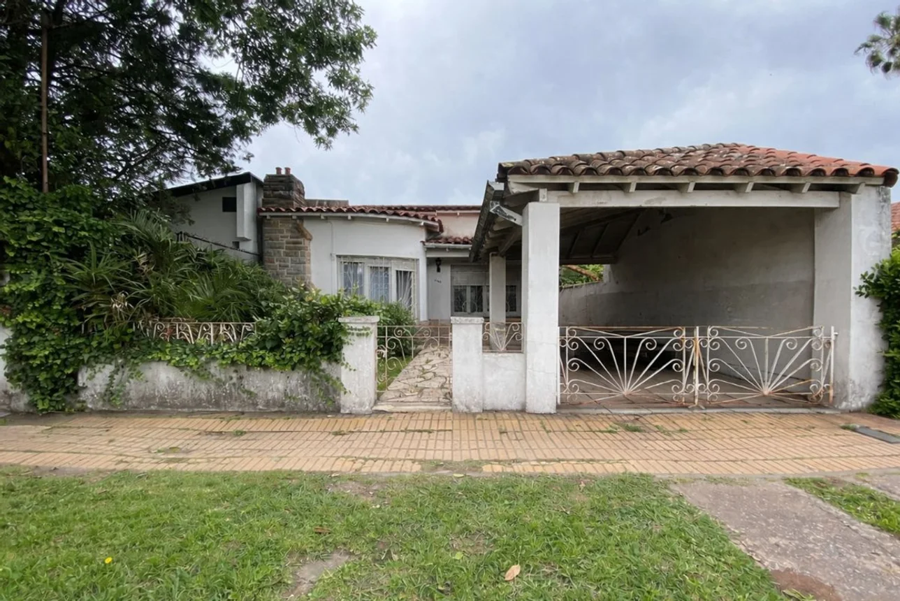 Casa de 4 ambientes en venta en Longchamps, Manuel Belgrano 1100, foto 2