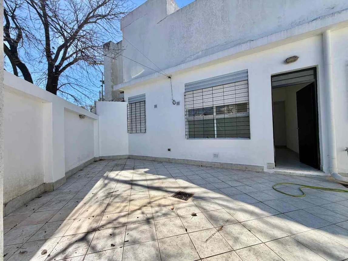 PH de 3 ambientes en venta en La Plata, Calle 61 E/ Diag. 74 y 22 1200, foto 3